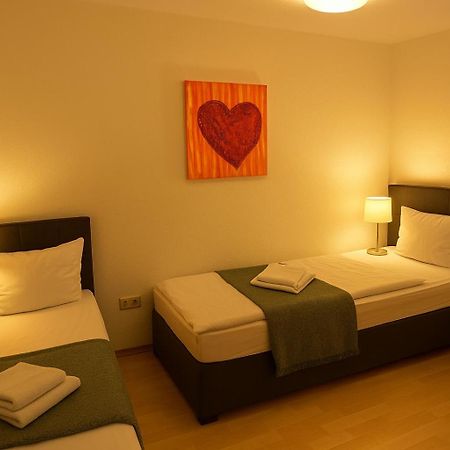 Sunnyhome Monteurwohnungen Und Apartments In Weiden 바이덴 외부 사진