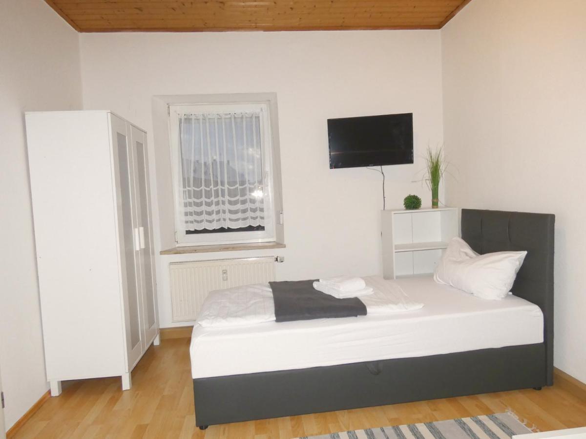 Sunnyhome Monteurwohnungen Und Apartments In Weiden 바이덴 외부 사진