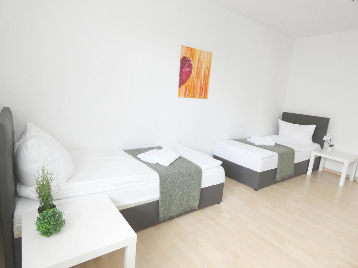 Sunnyhome Monteurwohnungen Und Apartments In Weiden 바이덴 외부 사진